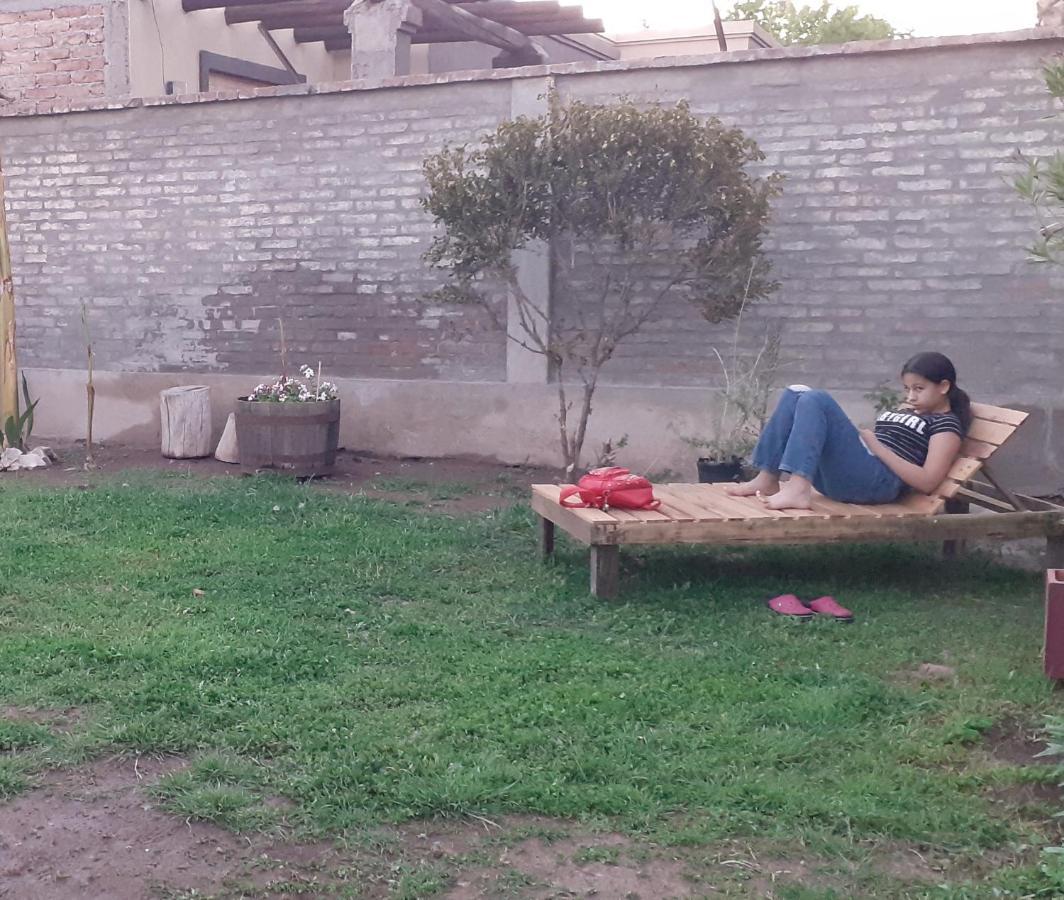 Oliwine Hostel مايبو المظهر الخارجي الصورة