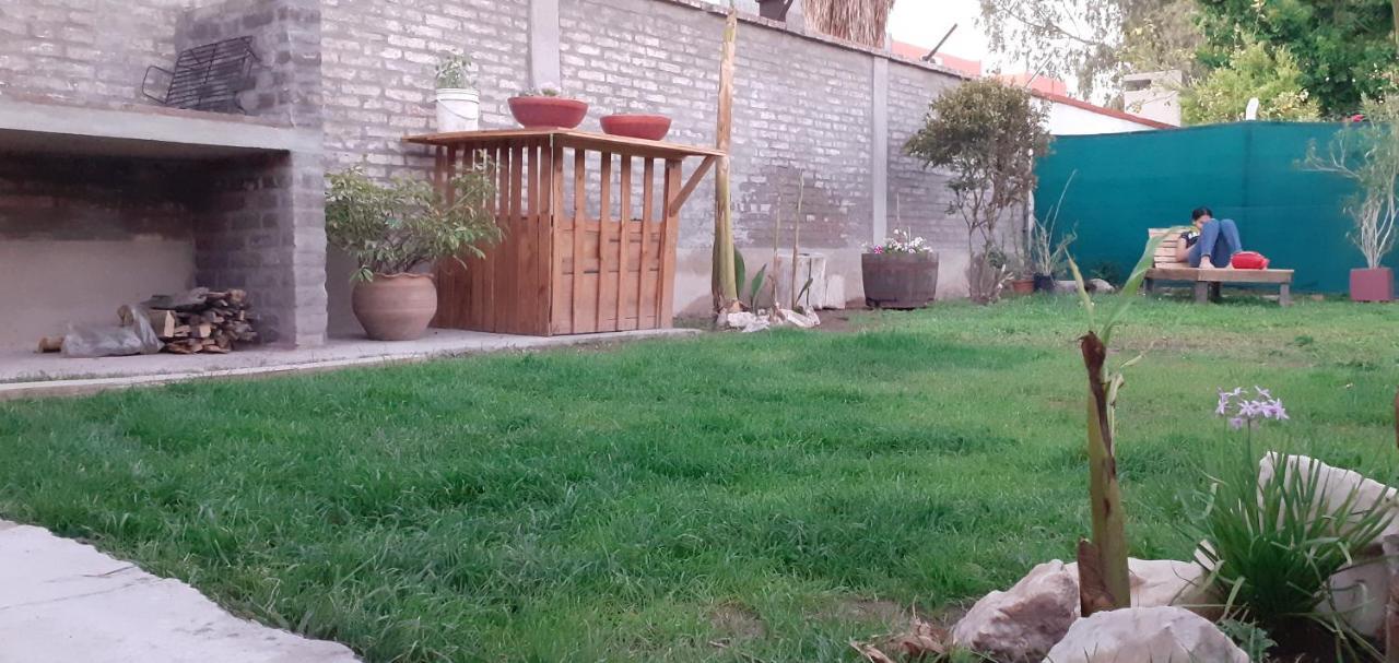 Oliwine Hostel مايبو المظهر الخارجي الصورة